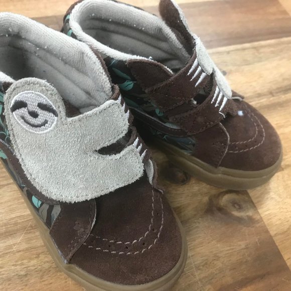 9 Sloth Vans Velcroe shoe. - Picture 3 of 4